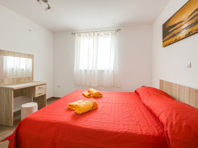 Crveni apartman