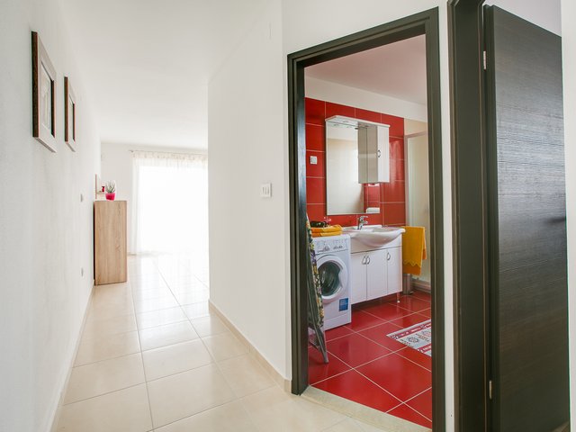 Crveni apartman